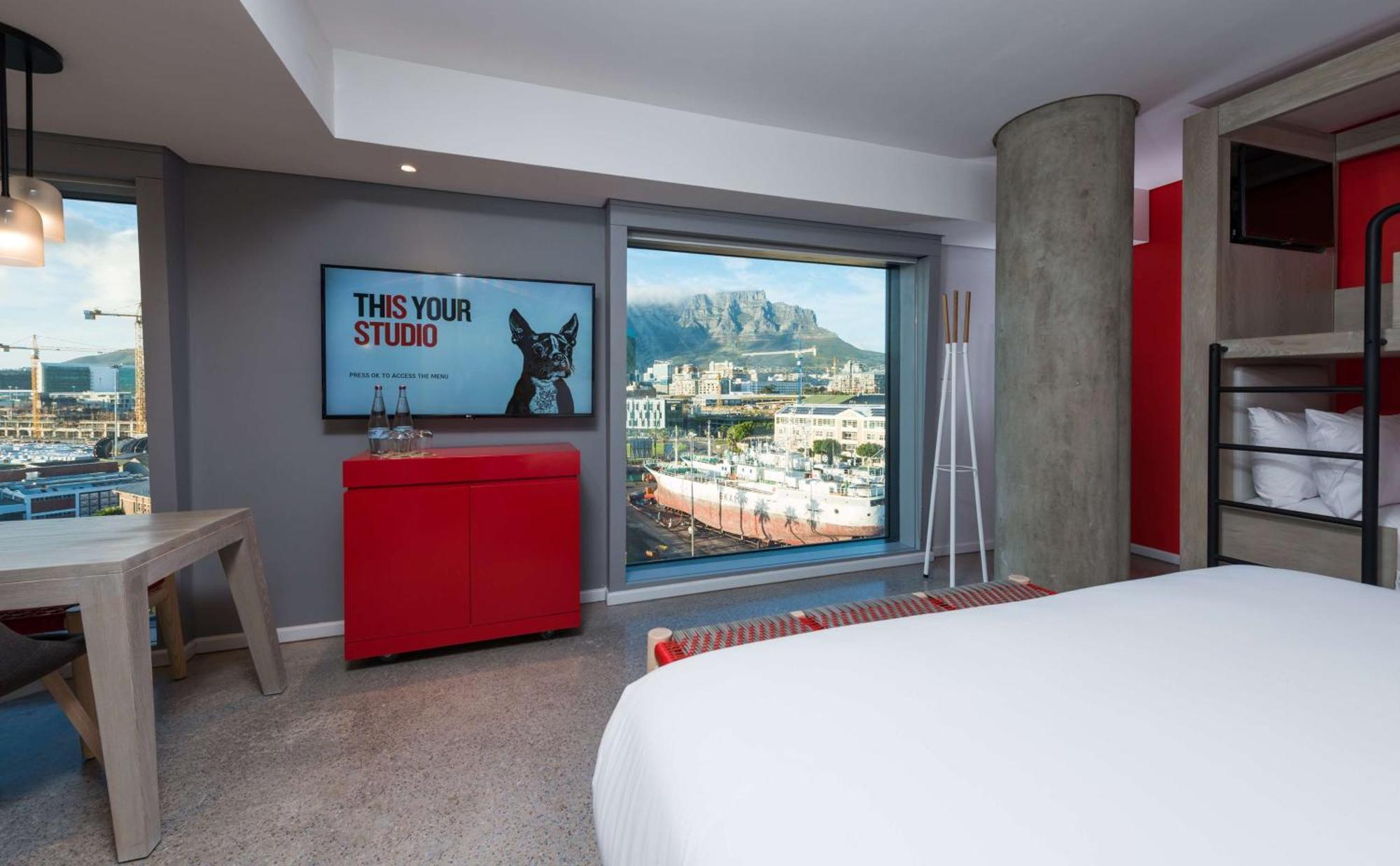 Radisson Red Hotel V&A Waterfront Kapsztad Zewnętrze zdjęcie